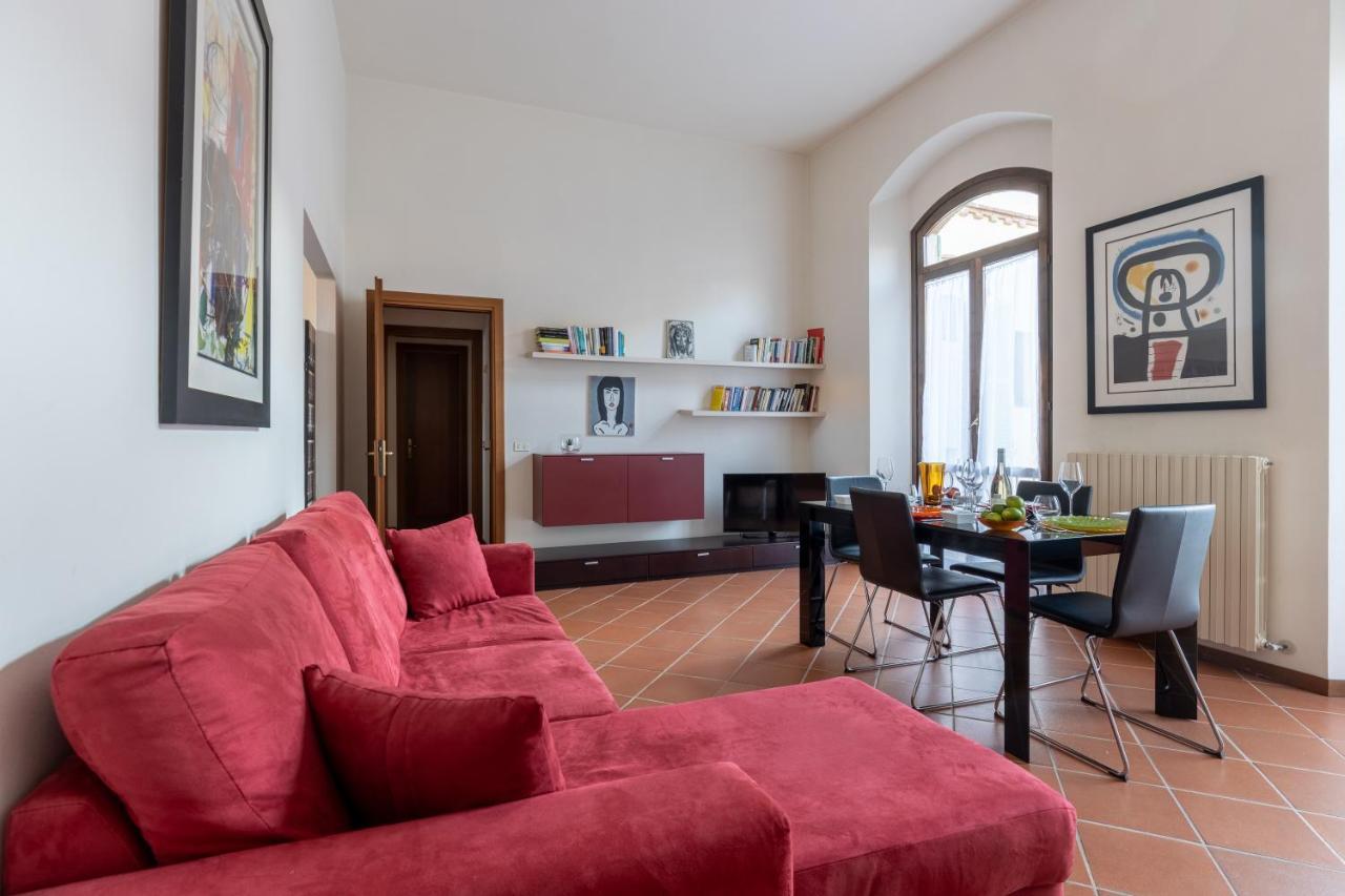 Tranquil Elegance In The Heart Of Pisa - Historic Convent Apartment Экстерьер фото